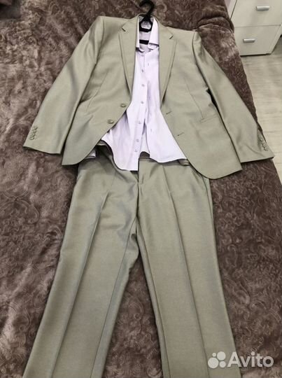 Костюм мужской