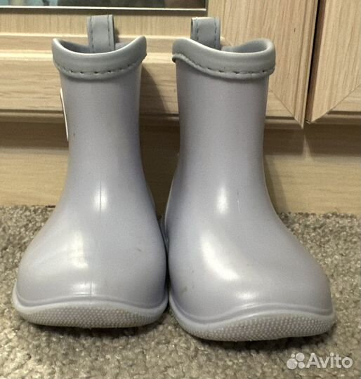 Резиновые сапоги