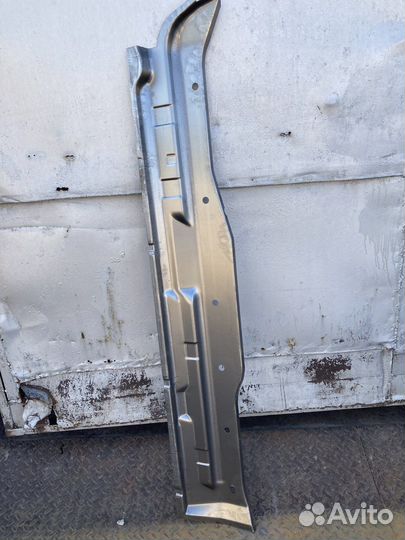 Усилитель порога УАЗ Патриот