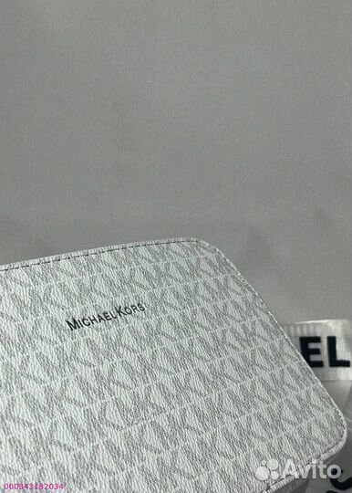 Стиль и комфорт: сумка Michael Kors через плечо