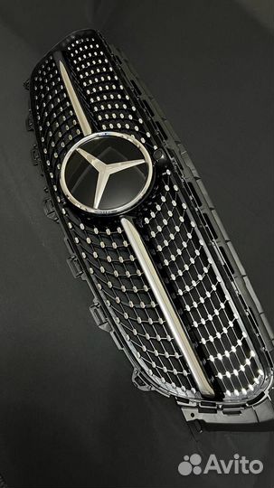 Решетка радиатора mercedes w213 amg