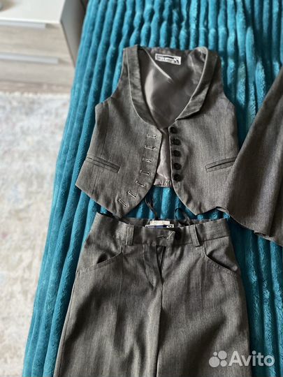 Продам школьную форму sky lake