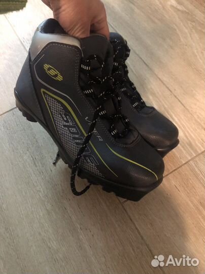 Лыжные ботинки 36 размер