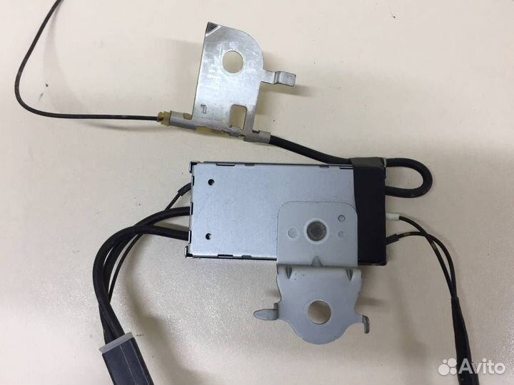 Антенна Toyota Camry V50 2011-2017