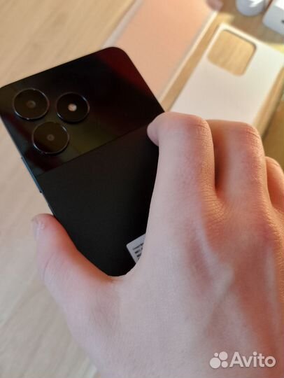 realme C51, 4/64 ГБ