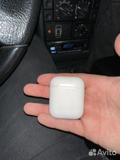 Airpods 2