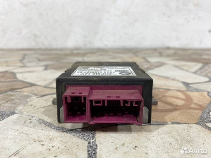 Реле топливного насоса Bmw 530I седан 3.0