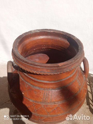 Глиняный кувшин