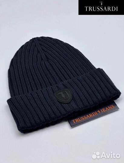Шапка trussardi