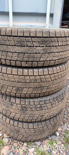 Dunlop Winter Maxx SJ8 225/60 R17 99R