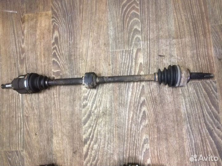 Вал приводной, привод Toyota Corolla e12 120