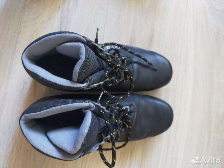 Лыжные ботинки мужские