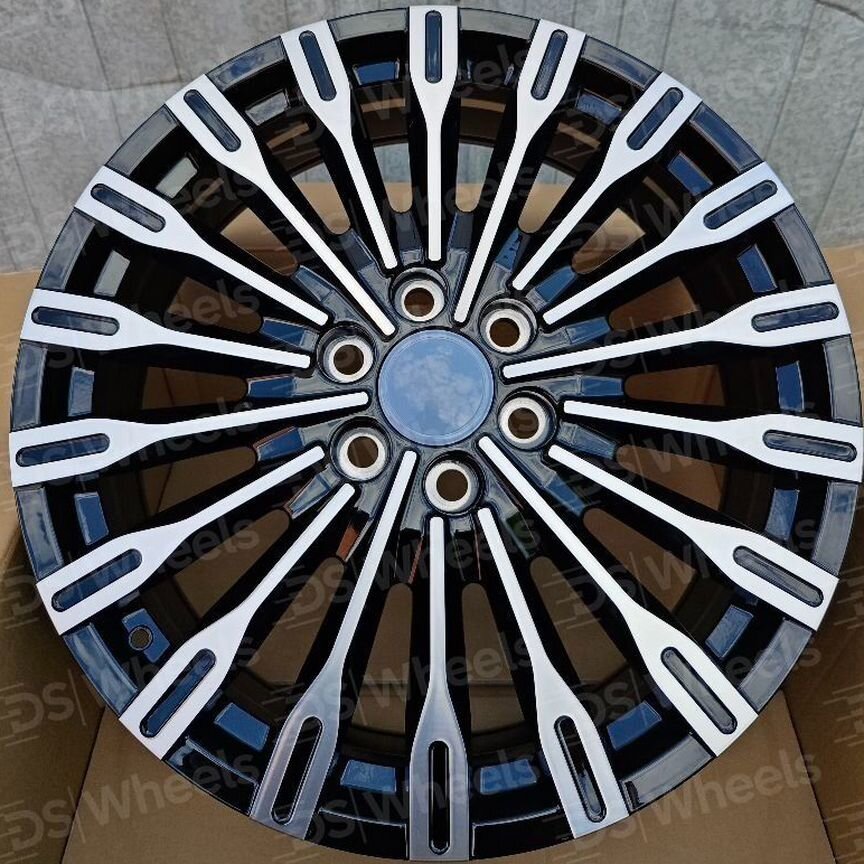 Литые диски RW Premium 8×R22 6×139.7