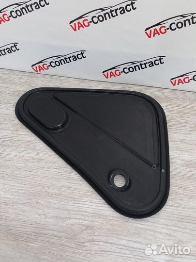 Заглушка двери передняя правая Volkswagen Golf 7