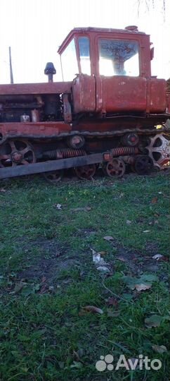 Трактор ВгТЗ ДТ-75, 1990