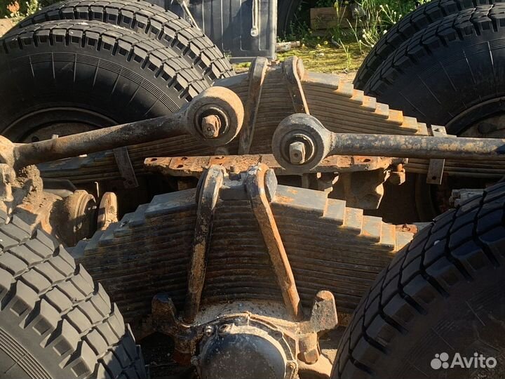 Тягач на разбор