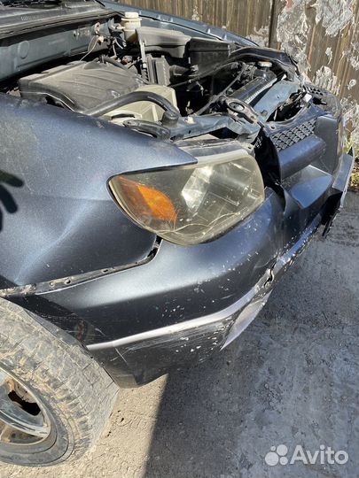 Продаю мицубиши Аутлендер1