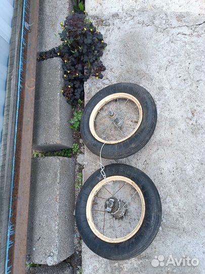 Колеса от детского велосипеда