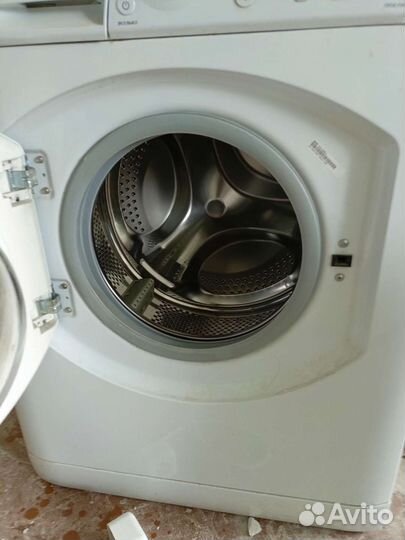 Стиральная машина ariston