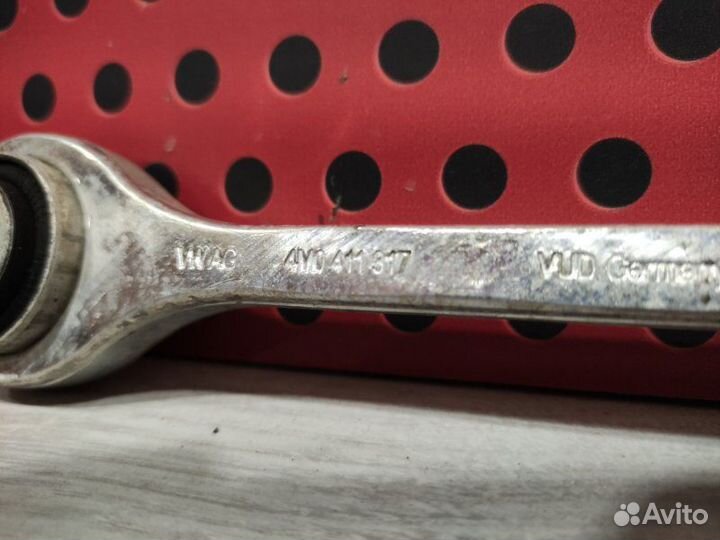 Стойка стабилизатора передняя Porsche Macan 95B