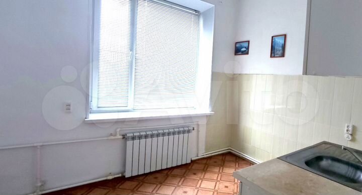 3-к. квартира, 76 м², 1/3 эт.