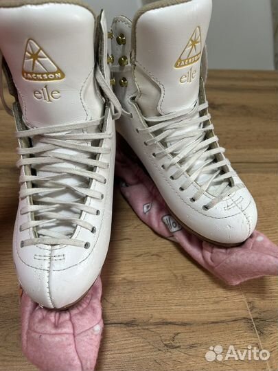 Фигурные коньки jackson размер 31