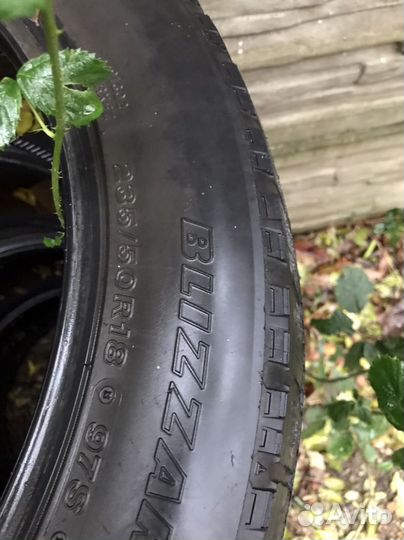 Bridgestone Blizzak DM-V2 235/50 R18 36H