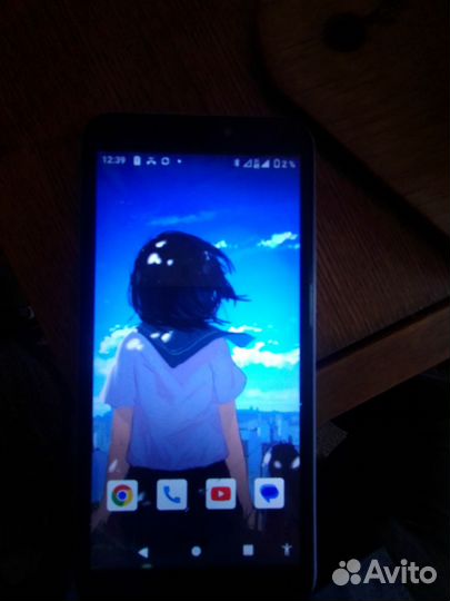 Продам телефон