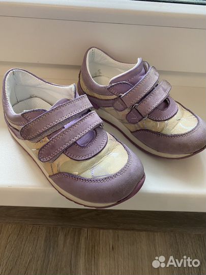Кроссовки для девочки 25 размер