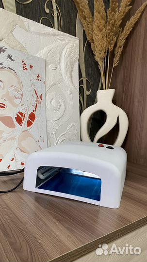 Уф лампа для ногтей