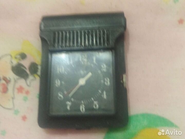Часы-будильник Луч СССР