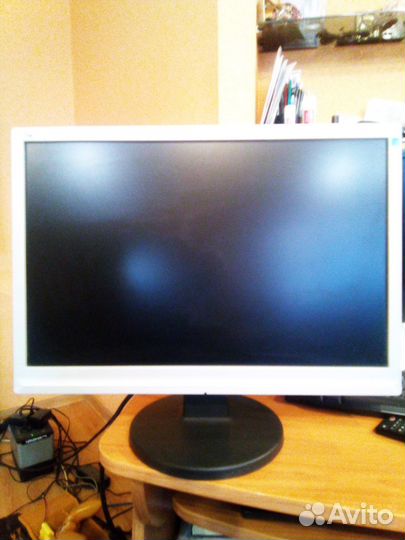 Монитор 19 дюймов Aquarius tf1910w