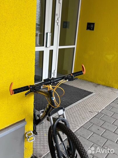 Велосипед BMW