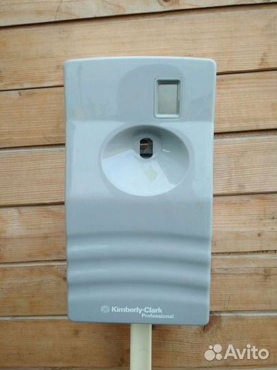 Аэрозольный дозатор Kimberly Clark Professional