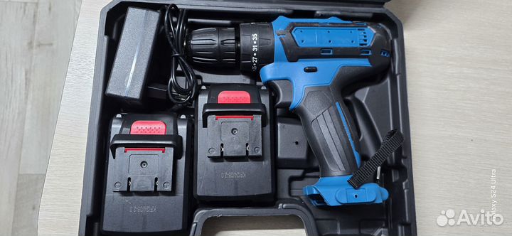 Шуруповерт 21v 2 акб + оснастка