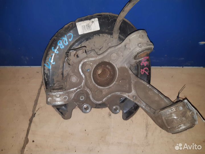 Задний левый кулак Honda CRV-3