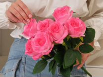 Искусственный букет цветов из 14 голов розы