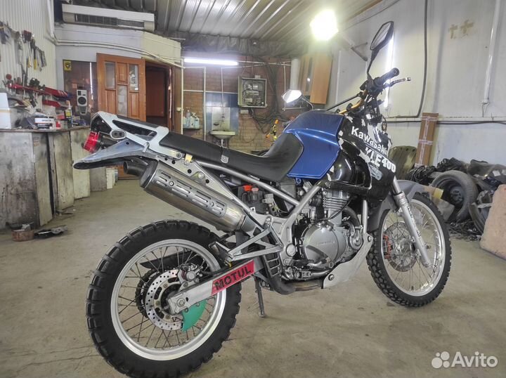Kawasaki KLE 400