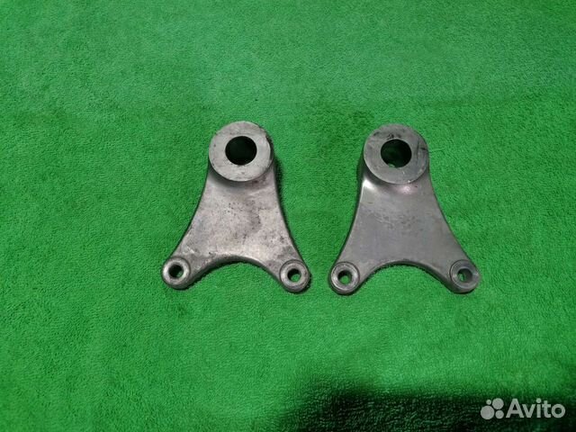 Кронштейн суппорта Suzuki GSF1200 Bandit 2001-2006