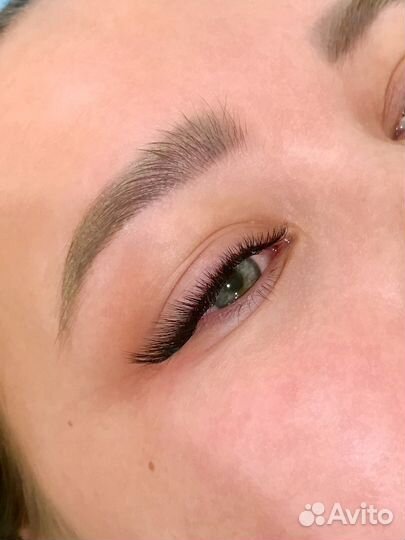 Наращивание ресниц,оформление бровей