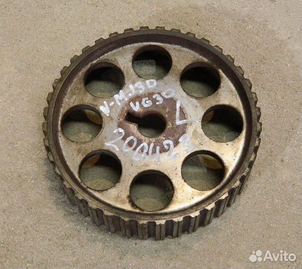 Шестерня распредвала левая Nissan Maxima J30 VG30
