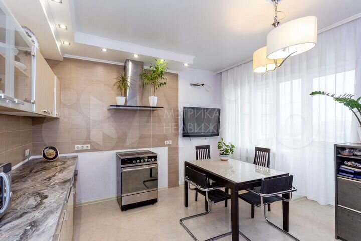 4-к. квартира, 106 м², 12/15 эт.