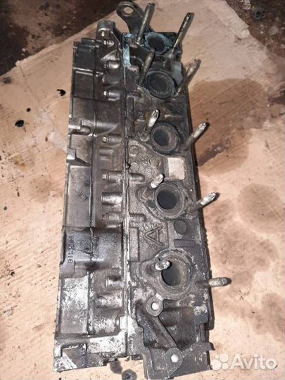 Головка блока цилиндров Peugeot 107 2006