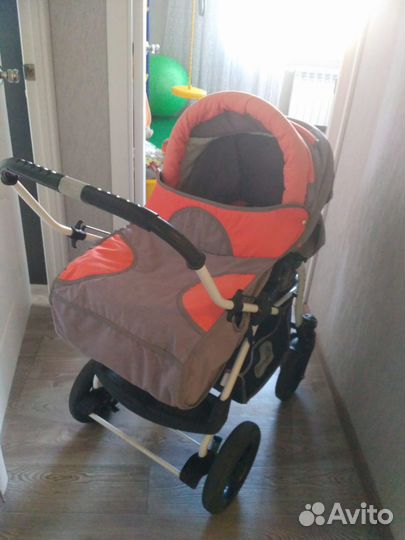 Детская коляска-трансформер