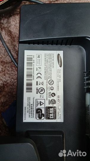 Монитор Samsung 943n