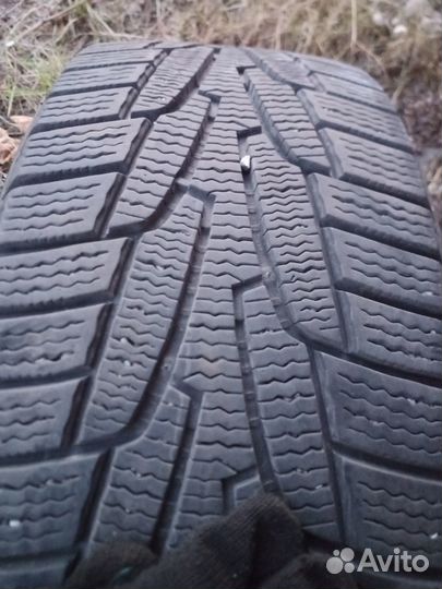 Marshal I'Zen Ice King KW21 215/55 R17