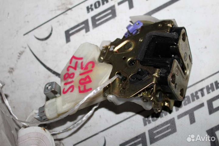 Замок двери nissan mazda. familia VAN presage prim