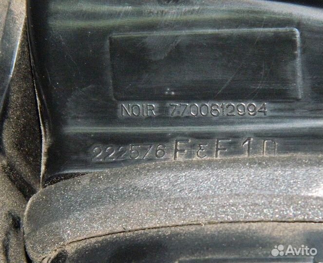 Дефлектор торпедо правый Renault 19