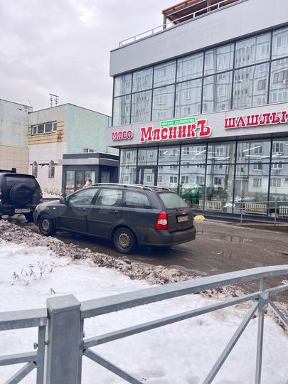 Торговая площадь, 327.5 м²