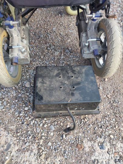 Инвалидная коляска с электроприводом